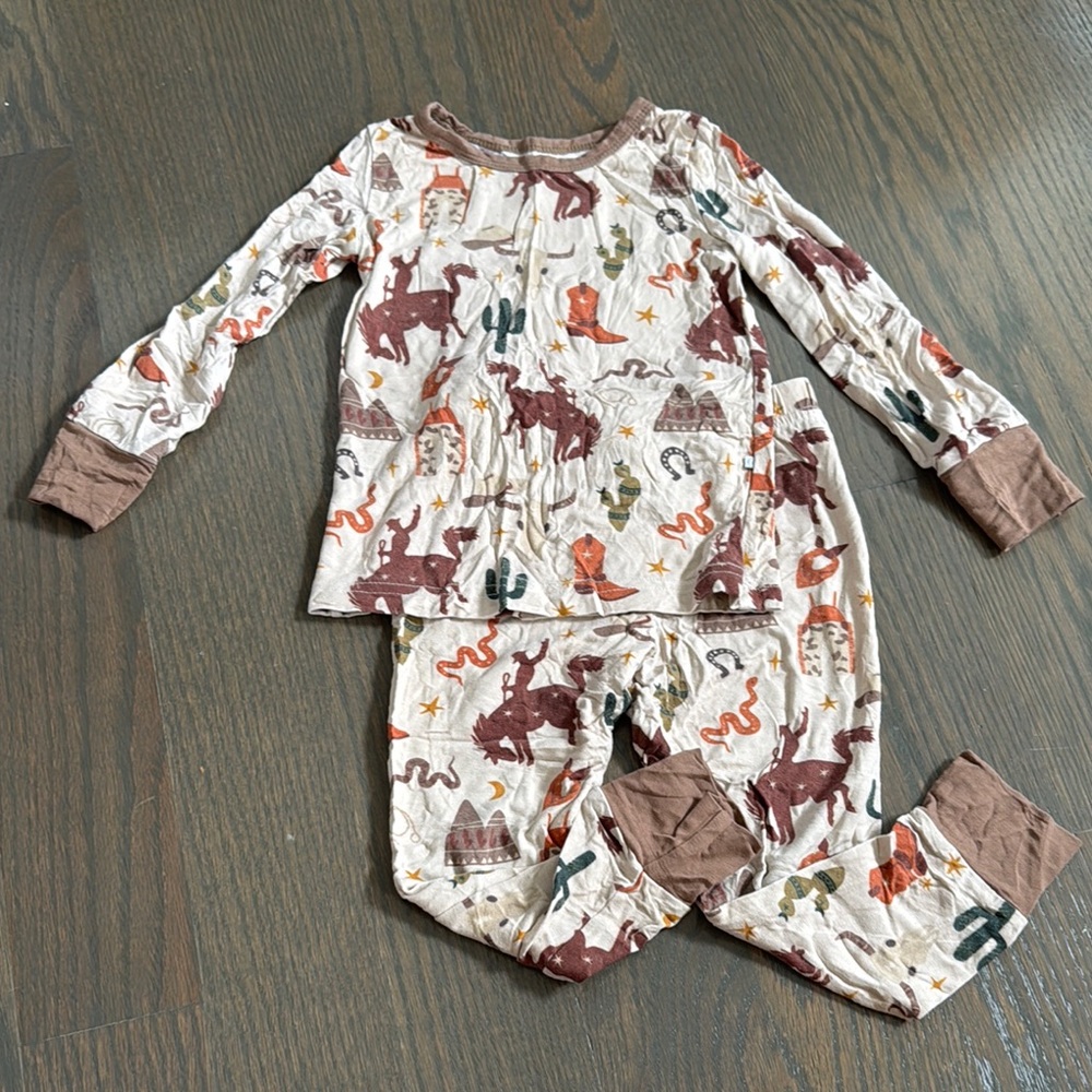 Caden Lane Giddy Up Two Piece Pajama Set - 18-24 months